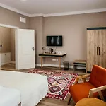 Hotel apartamentowy Pansion 