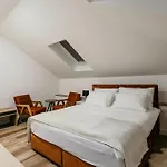 Hotel apartamentowy Pansion 